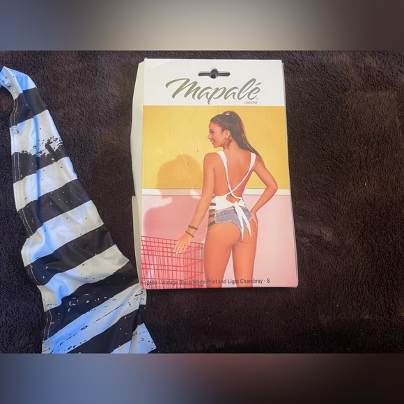 Mapale Vintage Stars and Stripes crop top! Top only! - Picture 5 of 5